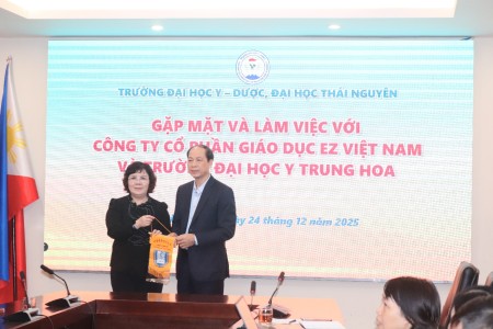 Đại Học Y - Dược  Thái Nguyên - Gặp mặt & Làm việc với Công ty CP Giáo dục EZ Việt Nam và Đại học Y Trung Hoa (Đài Loan)